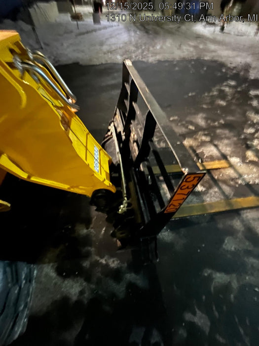 2025 ARROW MATERIAL HANDLING 24" Pallet Fork Frame