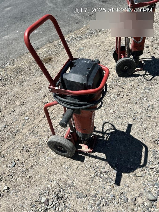 2023 HILTI TE 3000-AVR