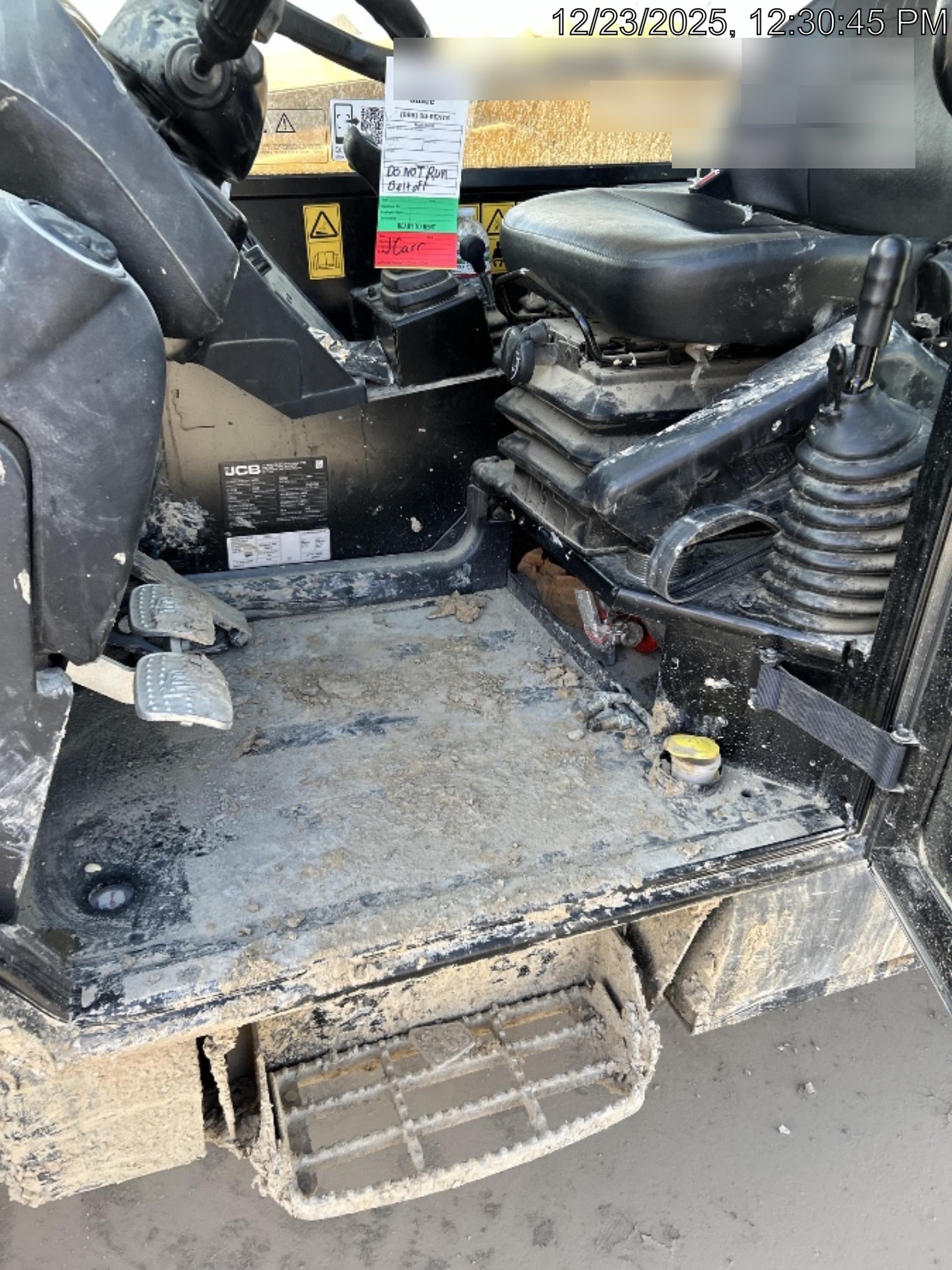 2025 JCB 512-56