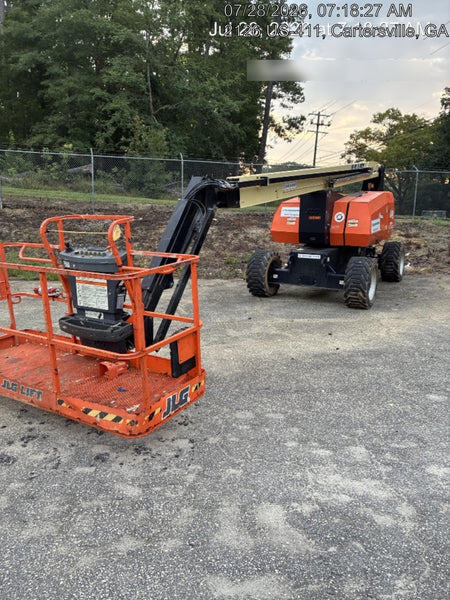 2023 JLG 800AJ