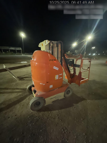 2022 JLG 26E