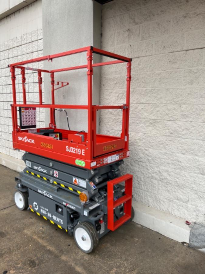 2024 Skyjack SJ3219 Electric Drive, Sld NM Tires, DBcns, RFRails, Power to Platform, T3 + Access Control