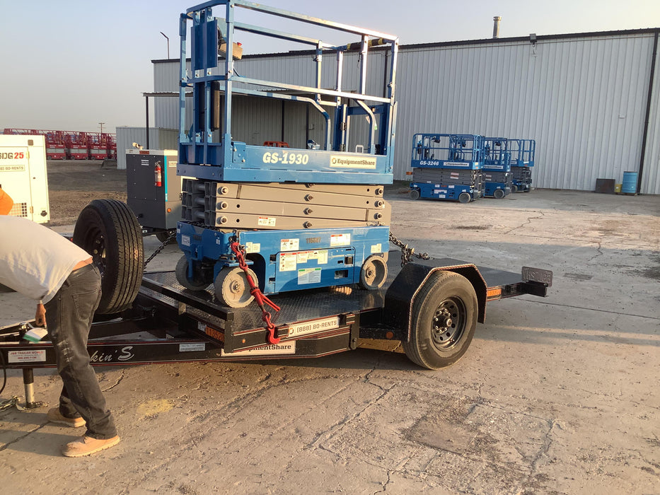 2020 Genie GS-1930 Solid Non Marking Tires, Beacon, Folding rails with half height swing gate