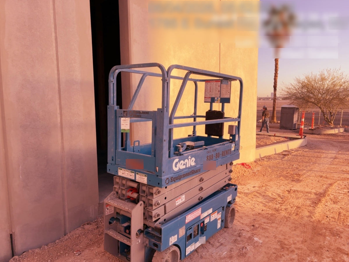 2019 Genie GS-1930 Half Height Swing Gate, 800W Inverter