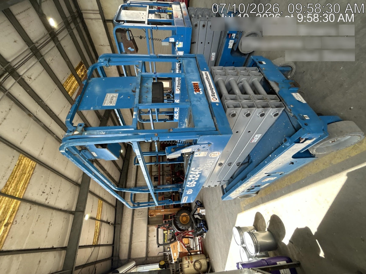 2017 GENIE GS-3246