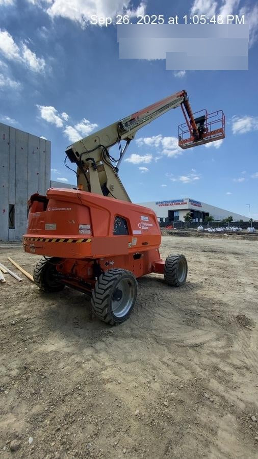 2023 JLG 660SJ