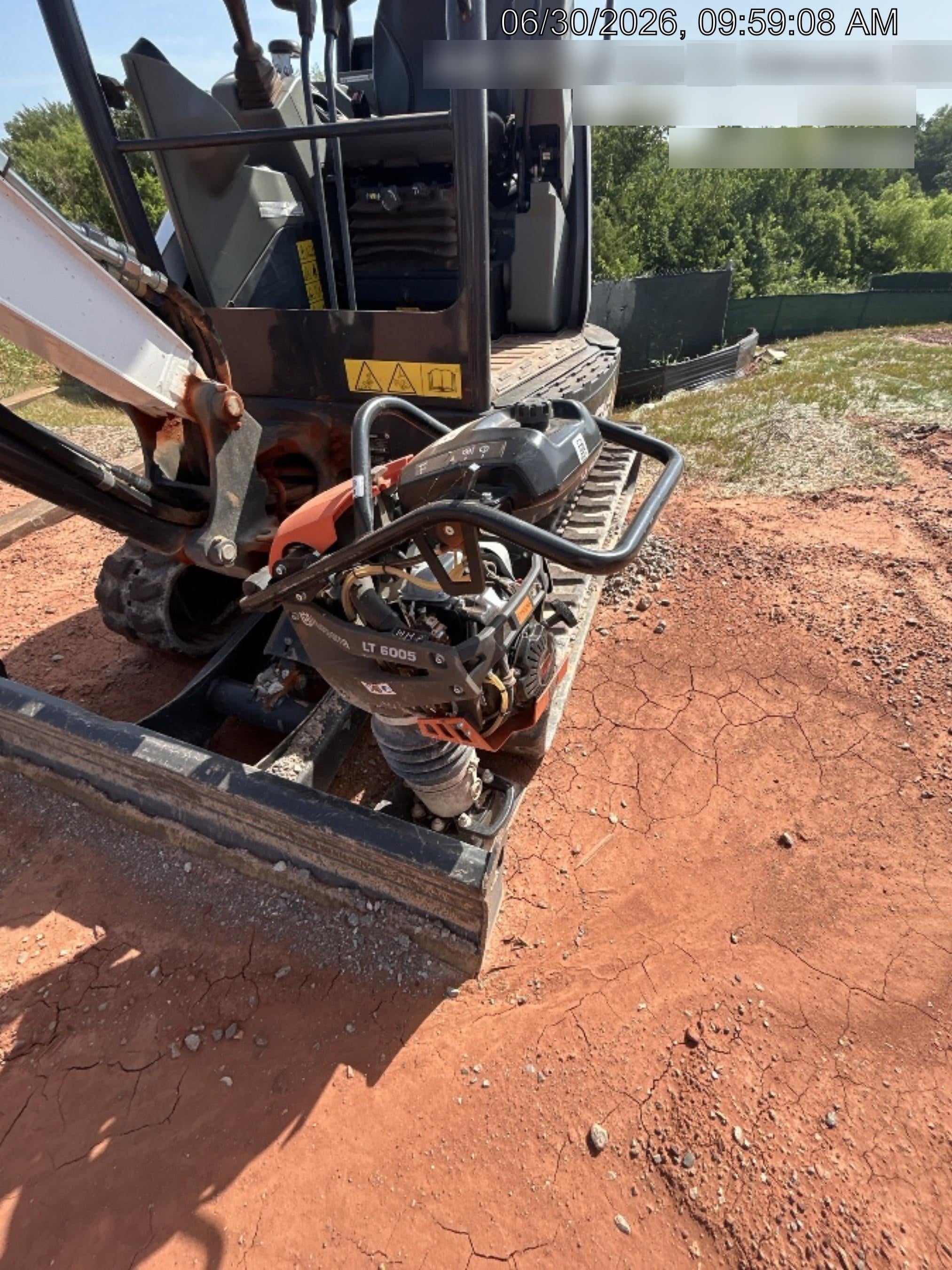 2026 HUSQVARNA LT6005