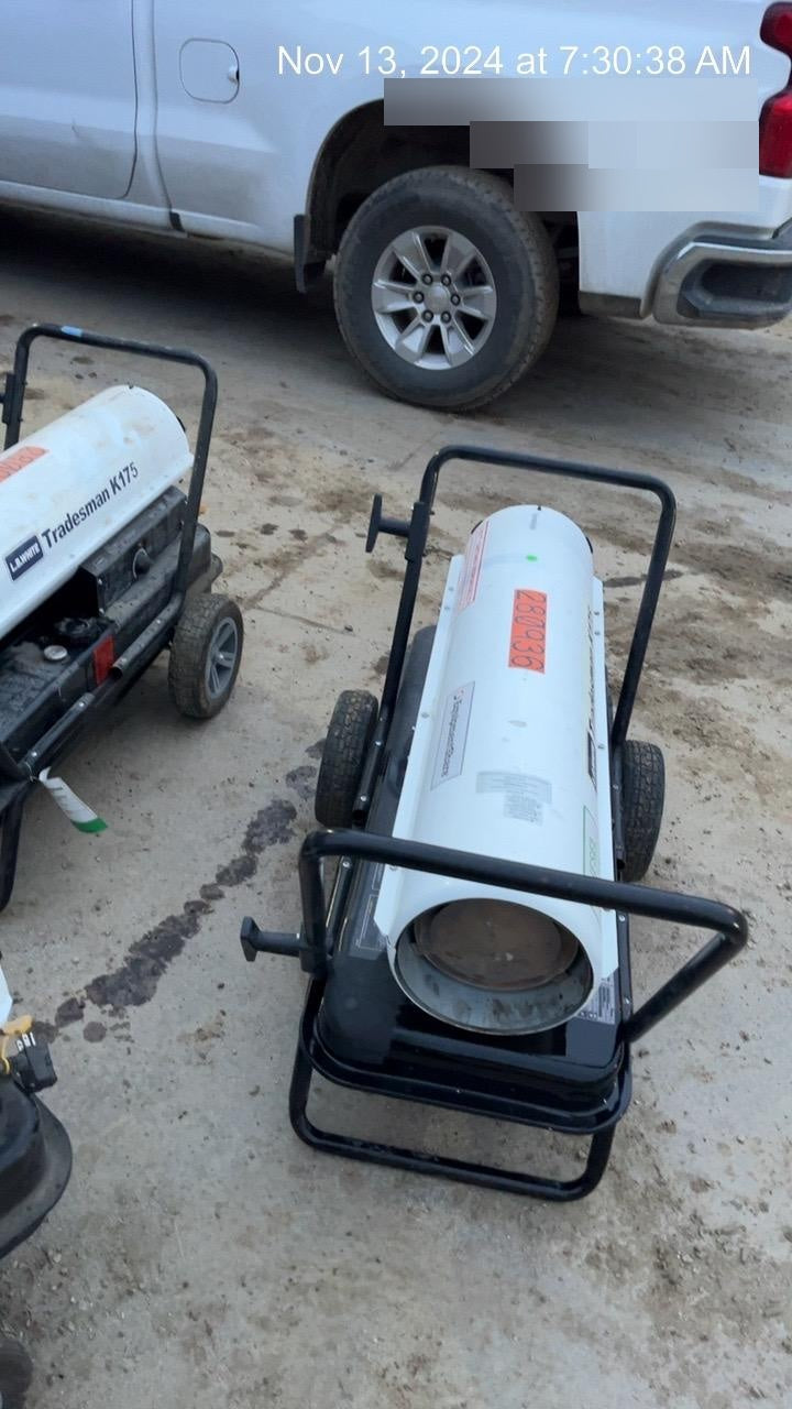 2022 LB WHITE Tradesman K175