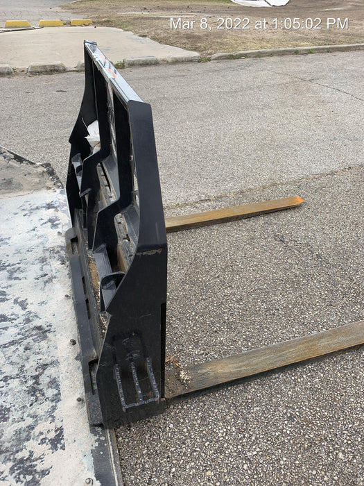 2021 PALADIN 48" Pallet Forks - Paladin