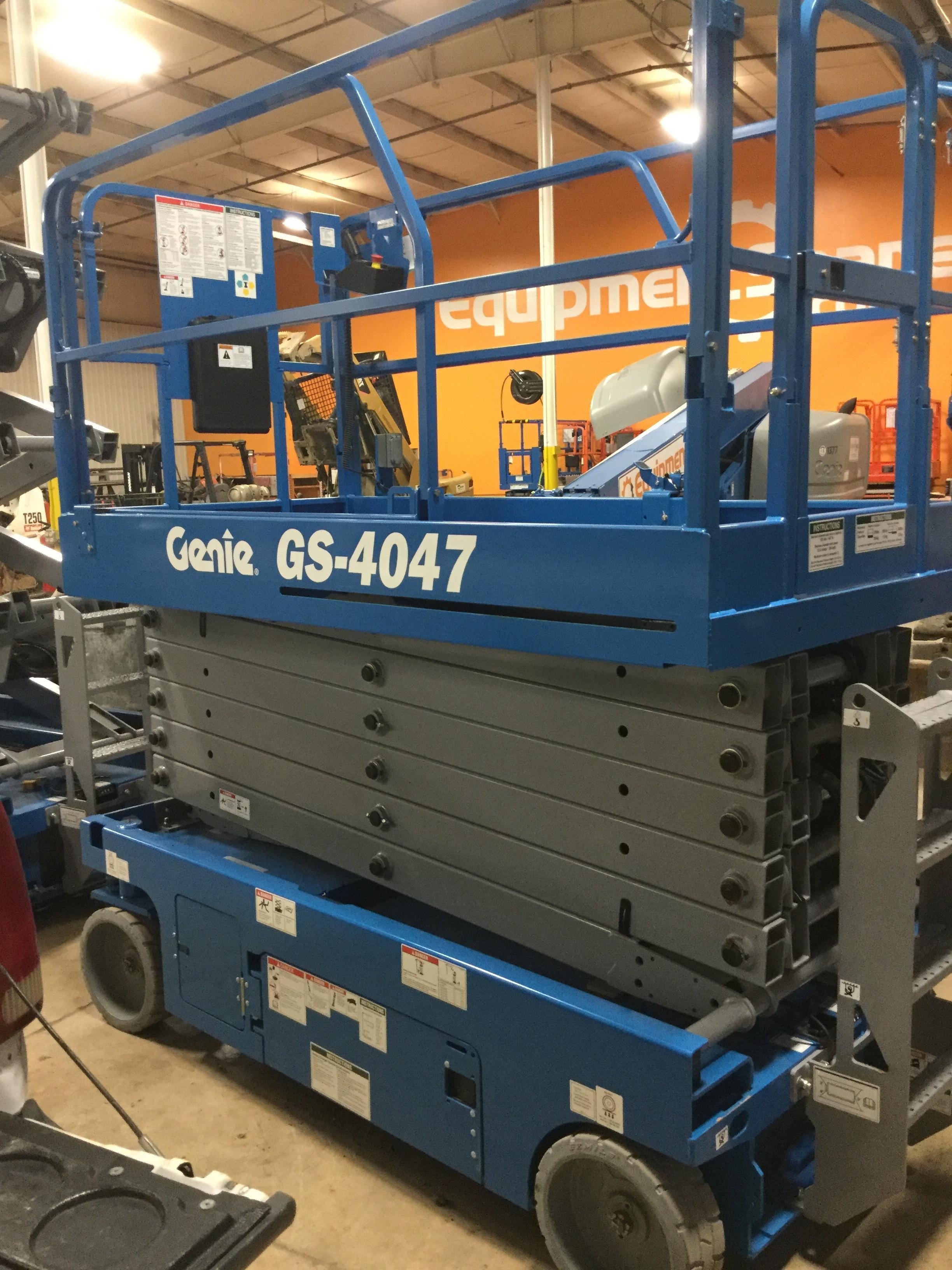 2016 Genie GS-4047 40' Electric Scissor Lift