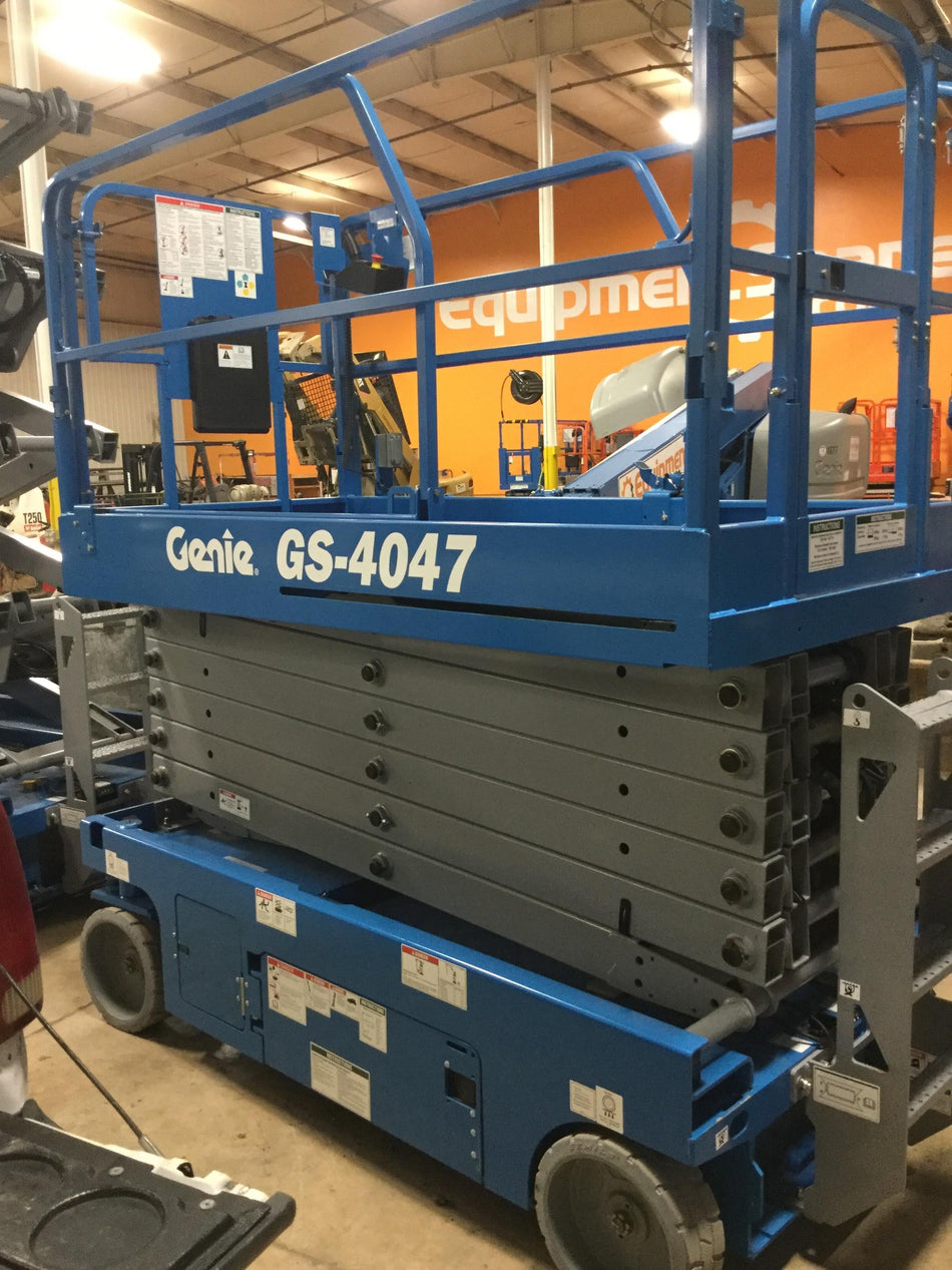 2016 Genie GS-4047 40' Electric Scissor Lift
