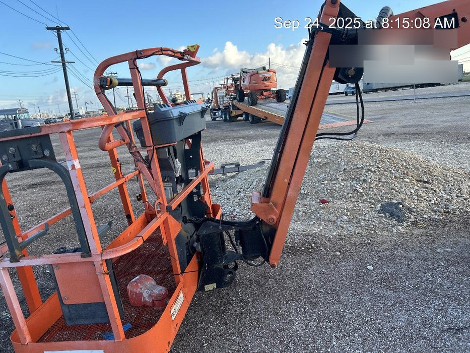 2019 JLG 450AJ