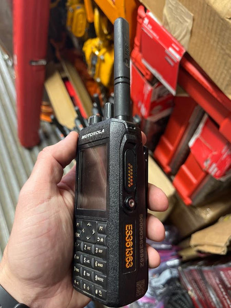 2023 MOTOROLA R7 DISPLAY
