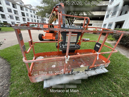 2023 JLG 660SJ