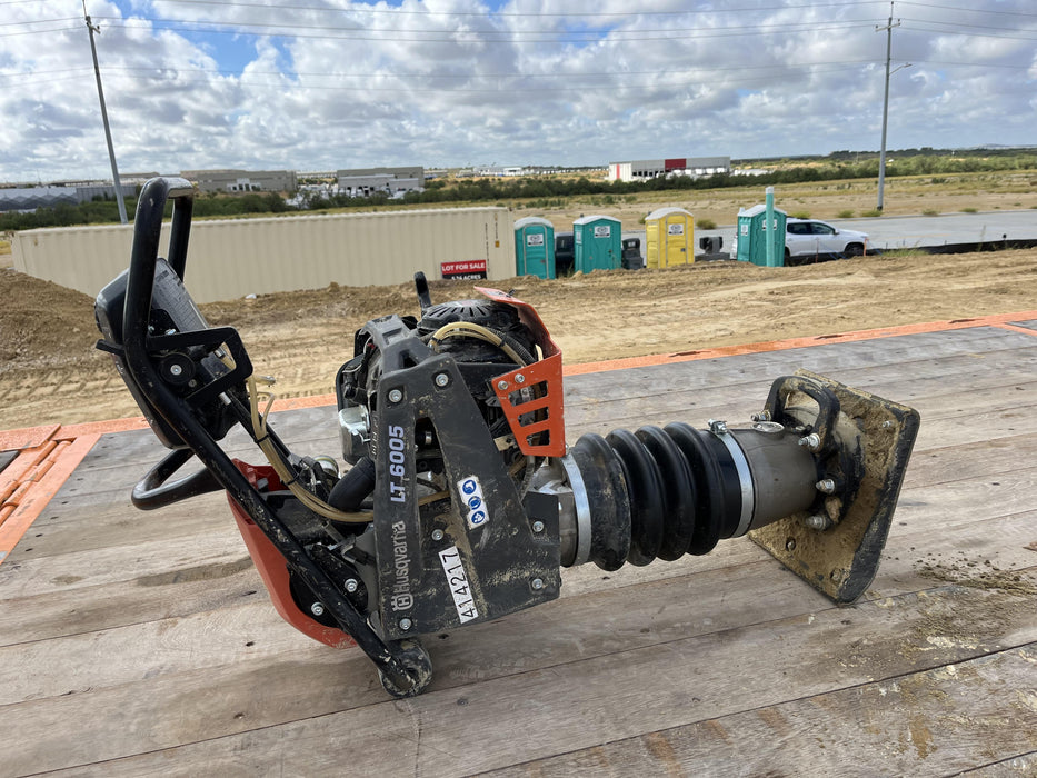 2024 HUSQVARNA LT6005