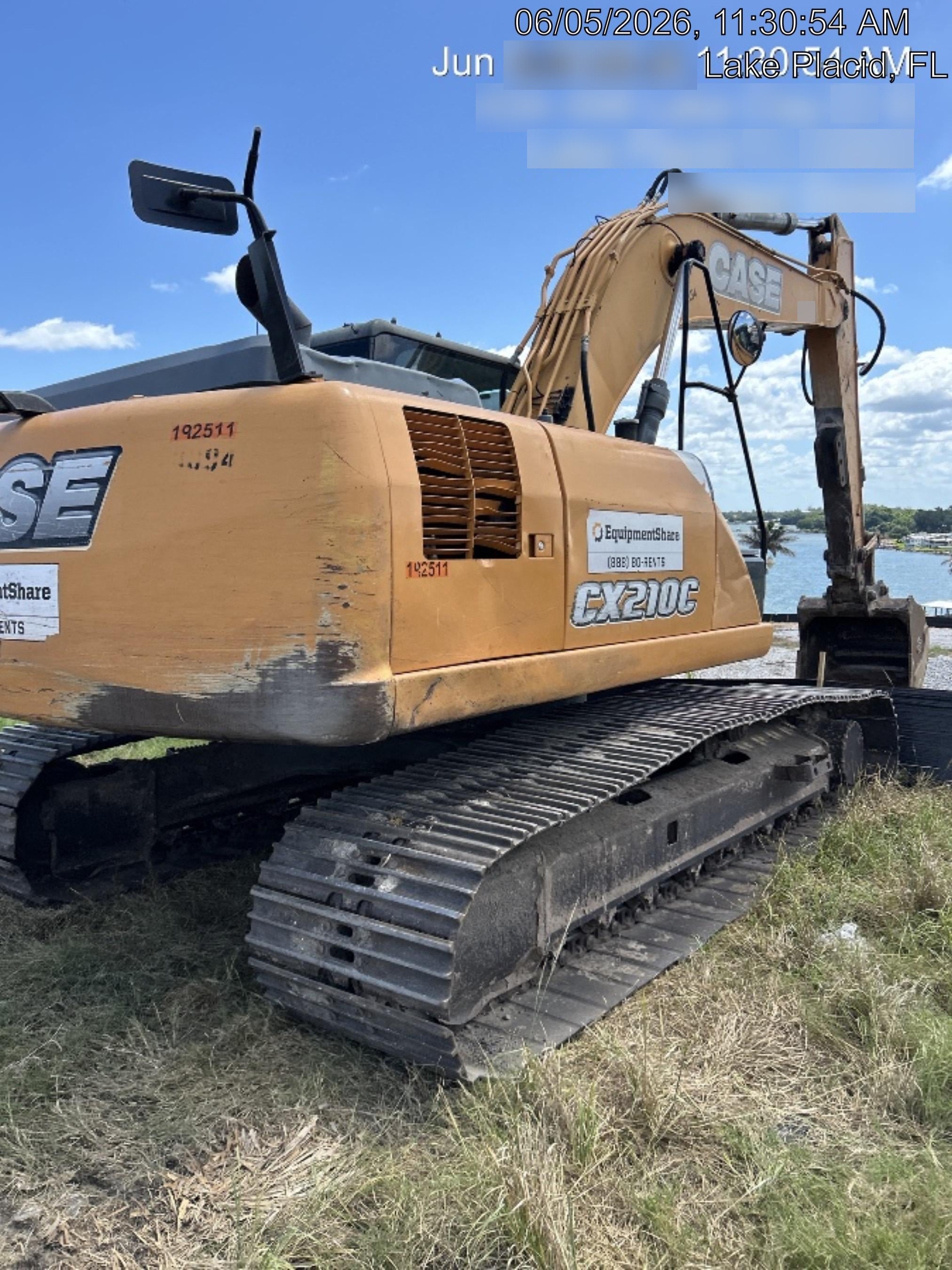 2015 Case CX210C CAB A/C, 9'-8" ARM, STEEL TRACKS, AUX HYD, THUMB