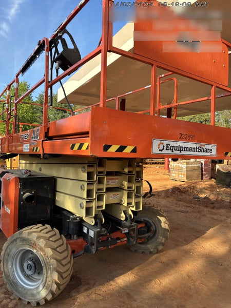 2022 JLG 4394RT
