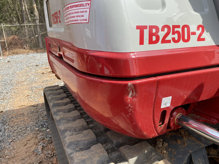 2021 TAKEUCHI TB250-2C