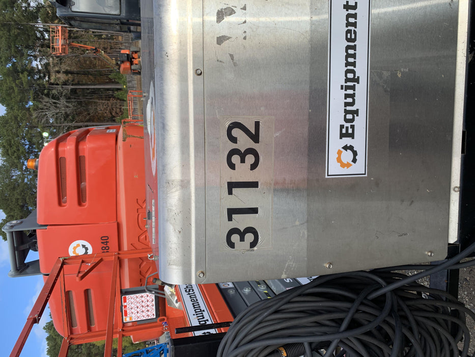 2019 Lincoln Electric Vantage 322 Welder Ready-Pak 3, Two wheel trailer, Fender and Light kit, Cable Rack