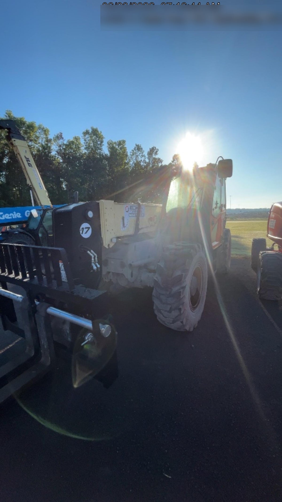 2025 JLG 1732