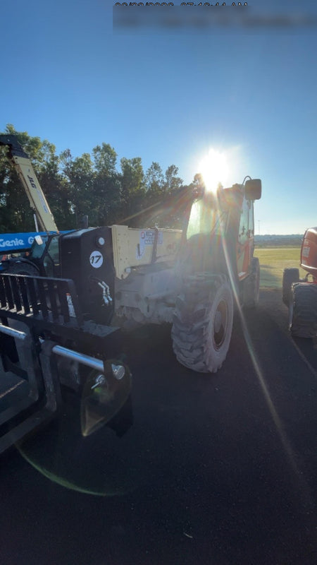 2025 JLG 1732