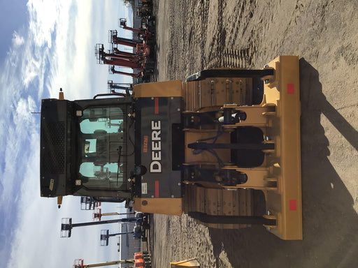 2020 JOHN DEERE 700L