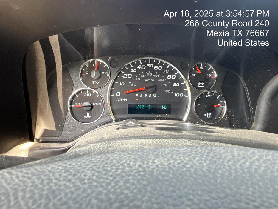 2023 CHEVROLET Express Van - Rental