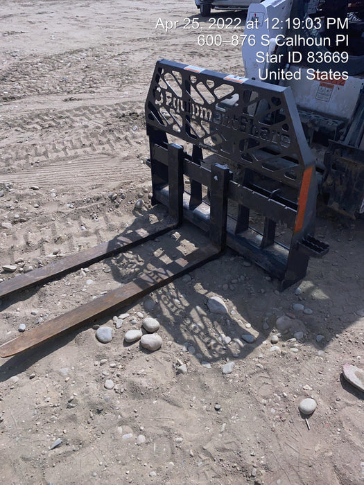 2021 PALADIN 48" Pallet Forks - Paladin