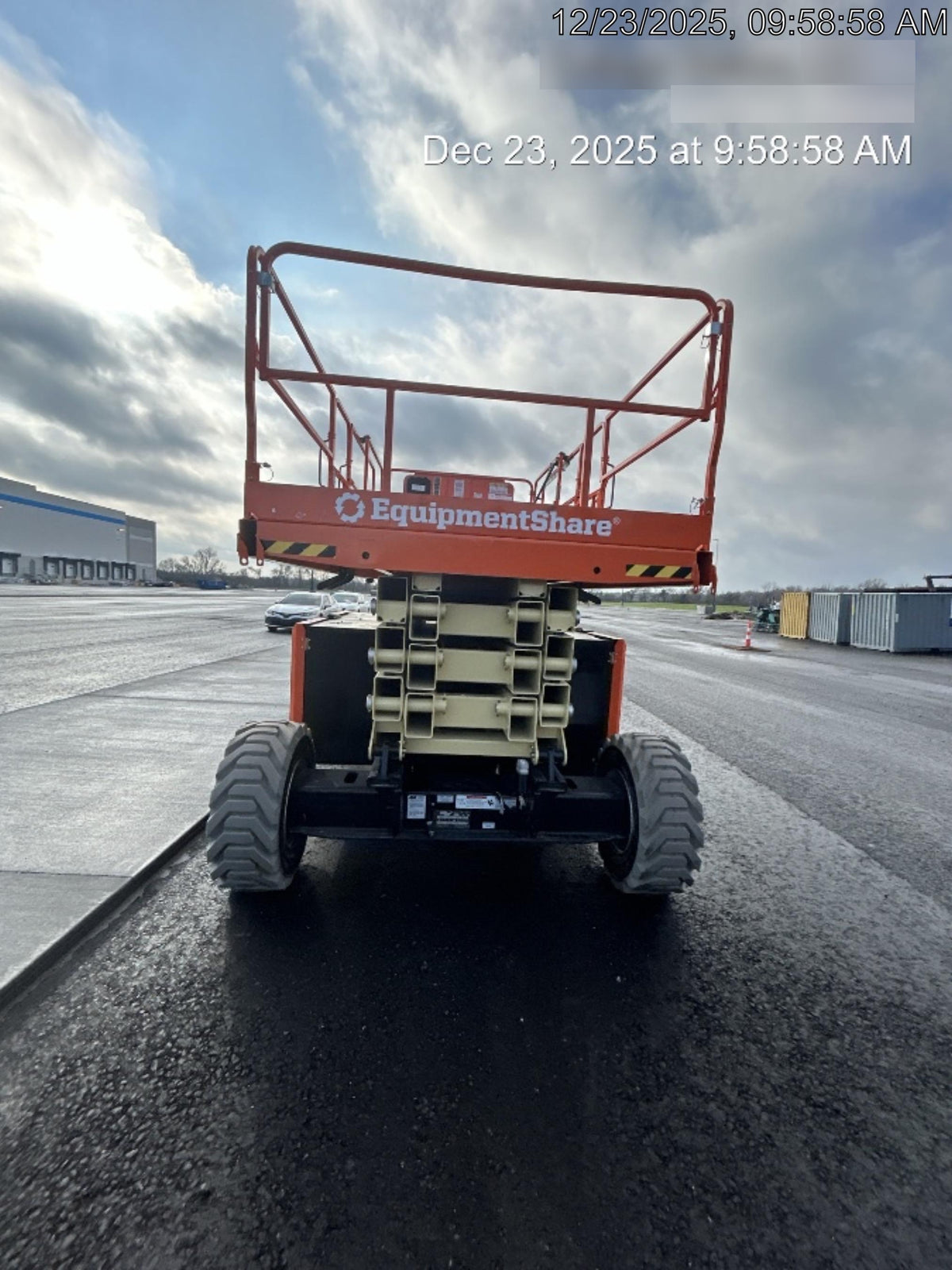 2025 JLG RT4394