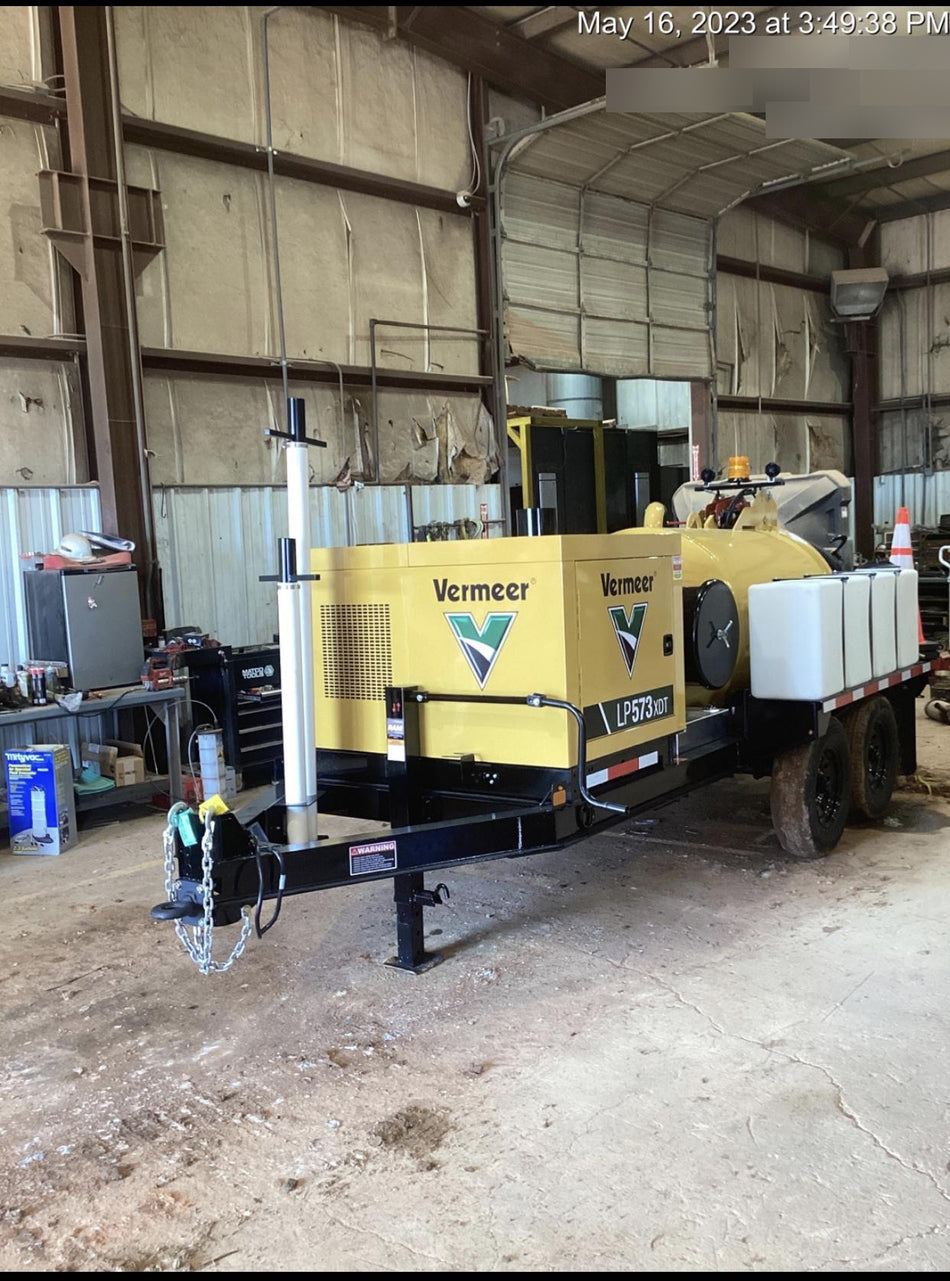 2023 VAC-TRON LP573XDT