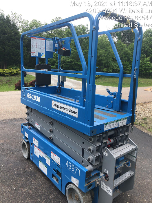 2019 Genie GS-1930 Fixed rails with chain Entry