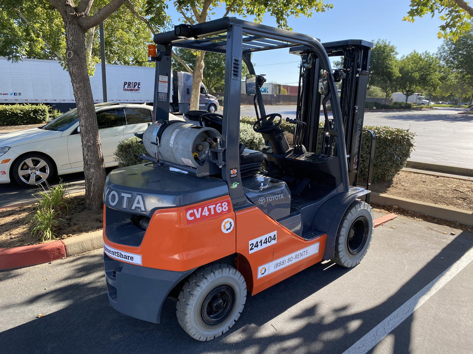 2022 TOYOTA 50-8FGU25