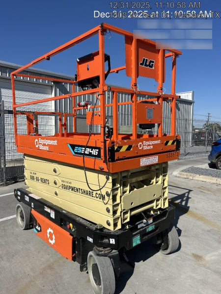 2025 JLG ES3246