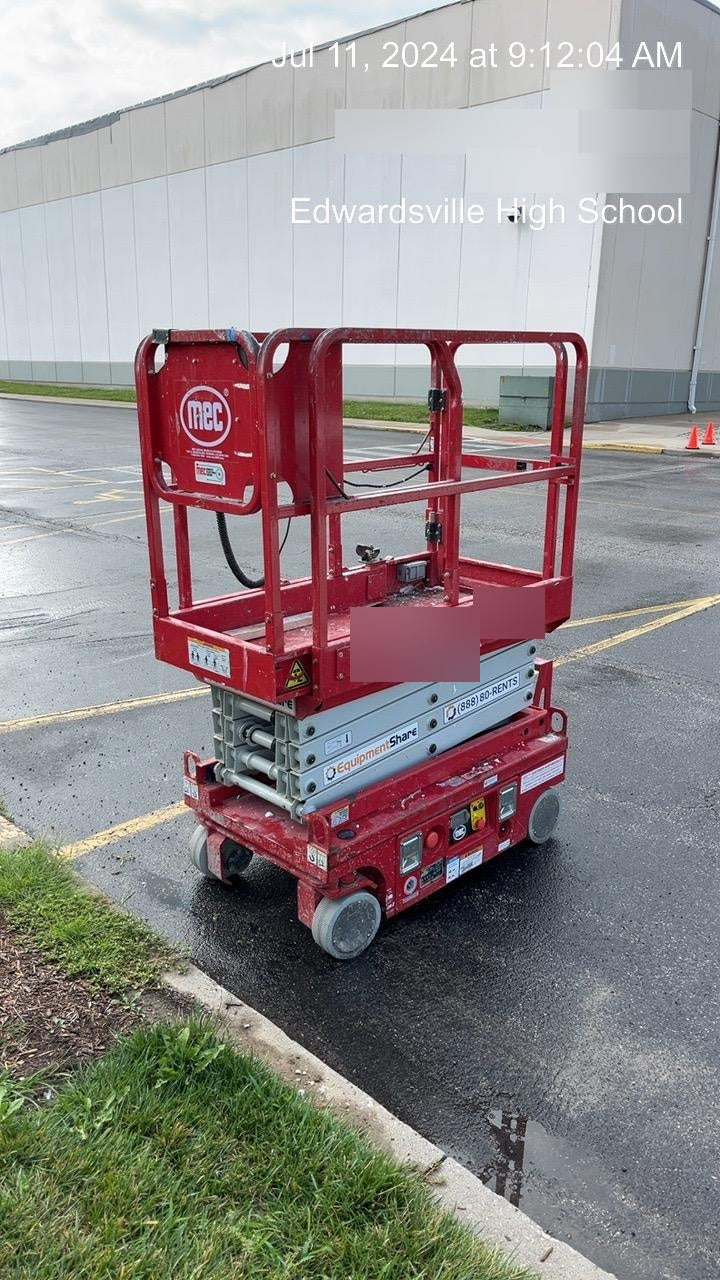 2019 MEC 1330SE MEC 1330SE w/ES Track Hardware, Full Extended 2 Year Warranty