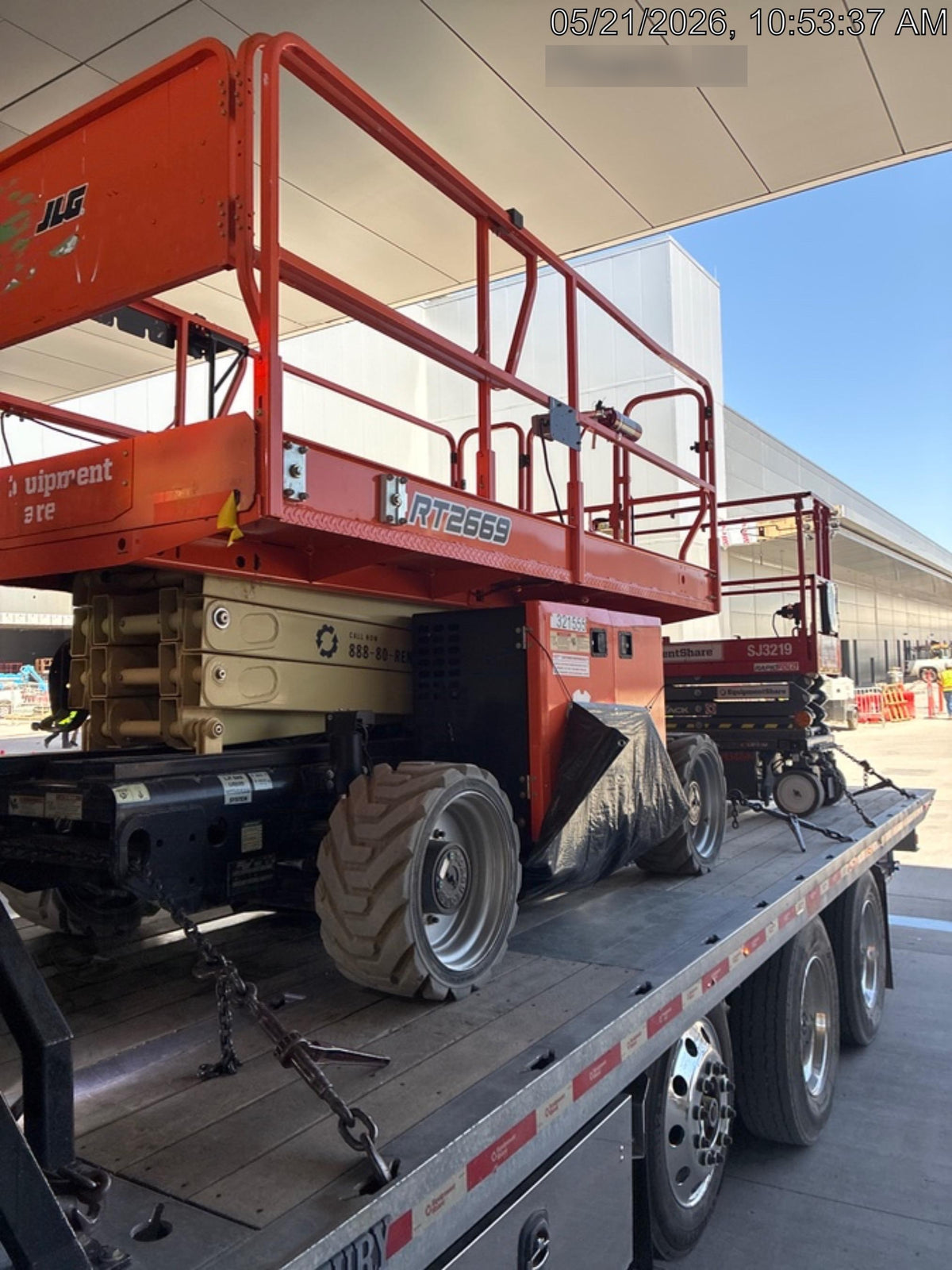2023 JLG RT2669