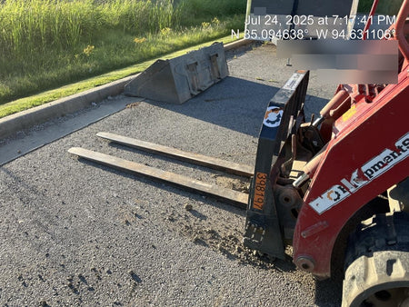 2024 BE INDUSTRIAL 48" Pallet Forks - BE Industrial
