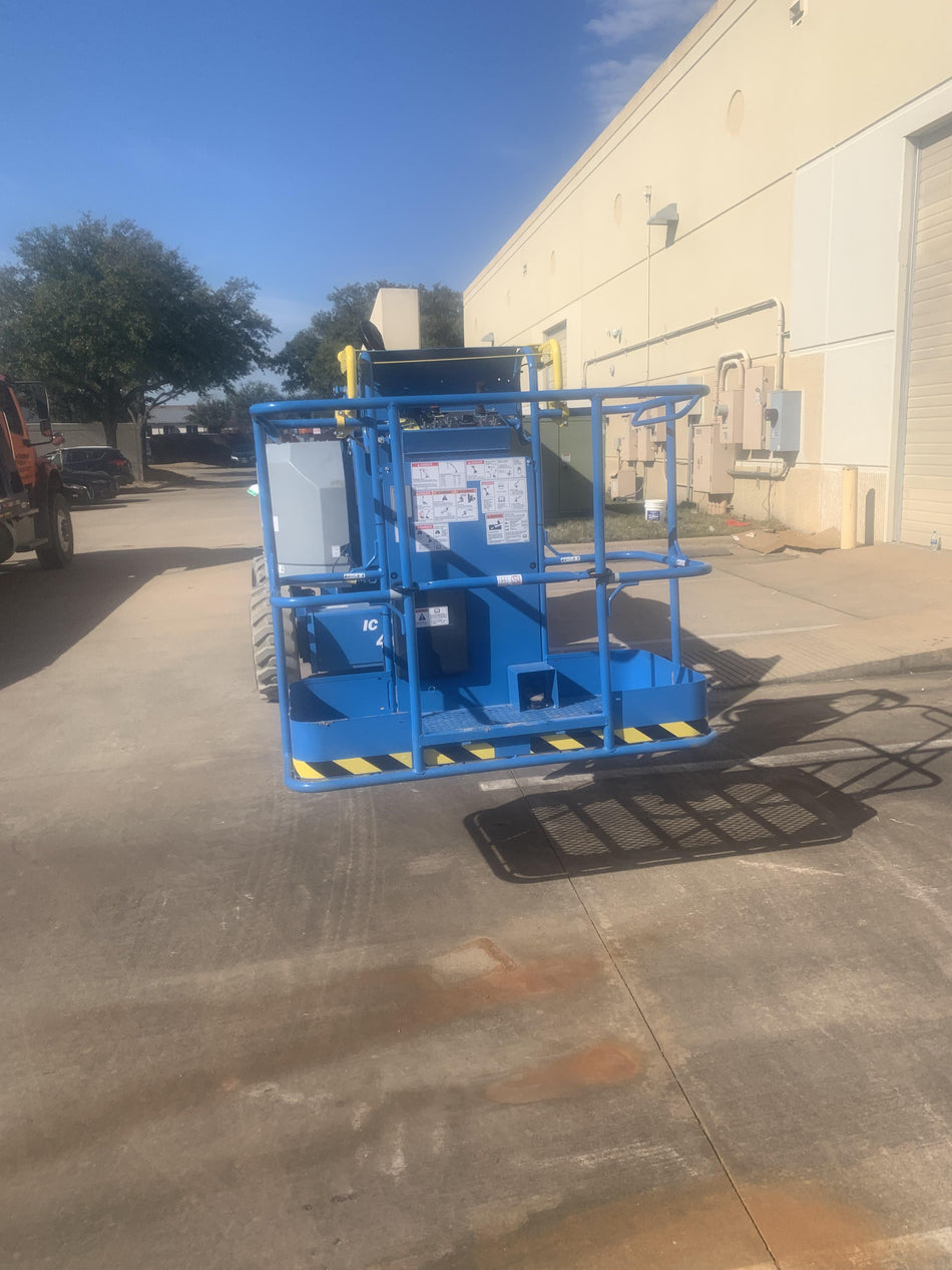 2021 GENIE Z-34 IC
