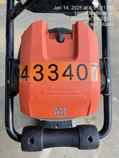 2024 HUSQVARNA LT6005