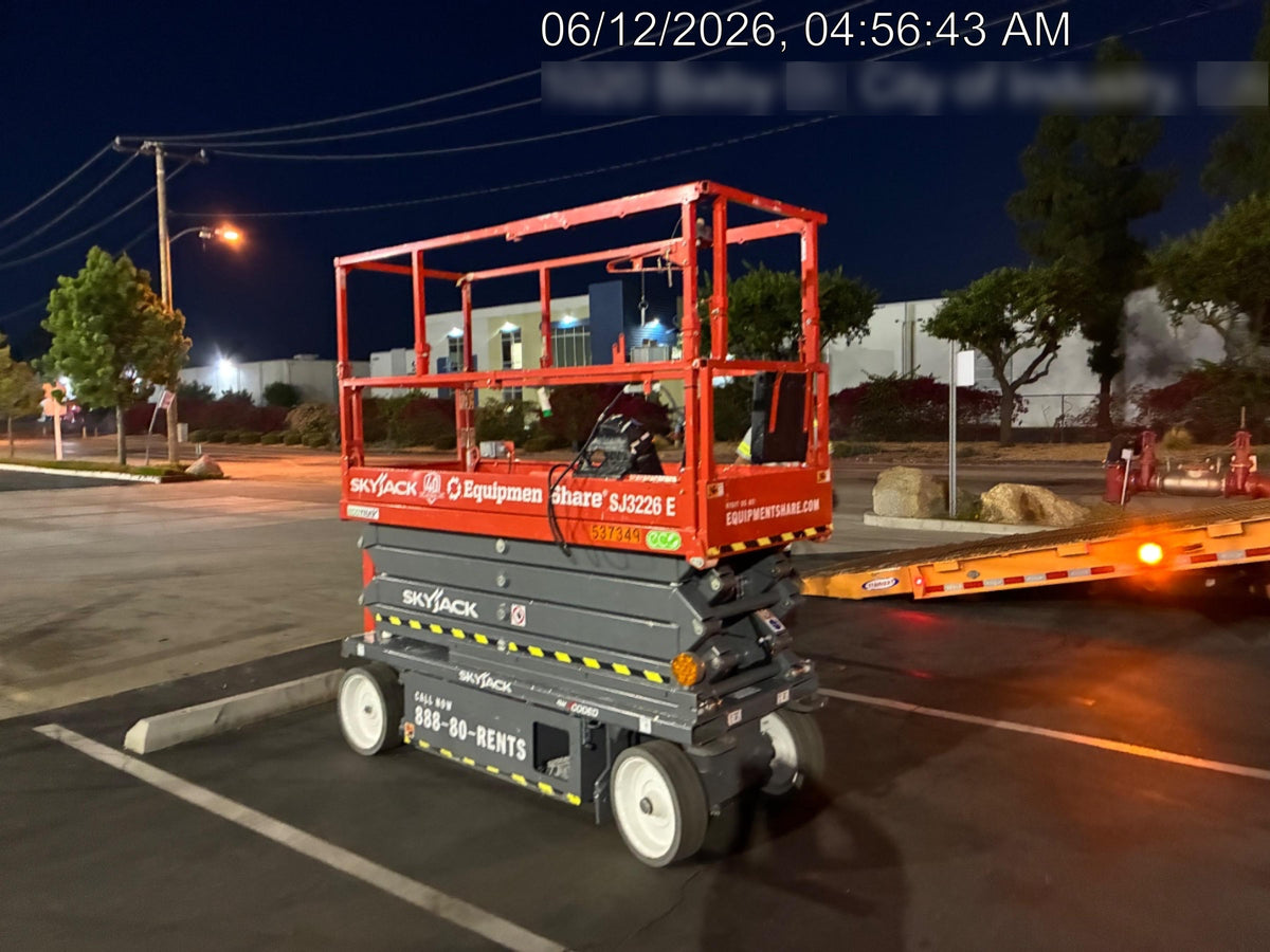 2025 SKYJACK SJ3226