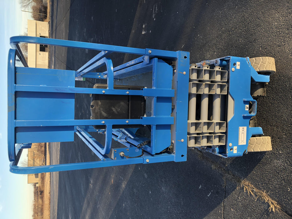 2019 Genie GS-1930 Fixed Rails with Chain Entry