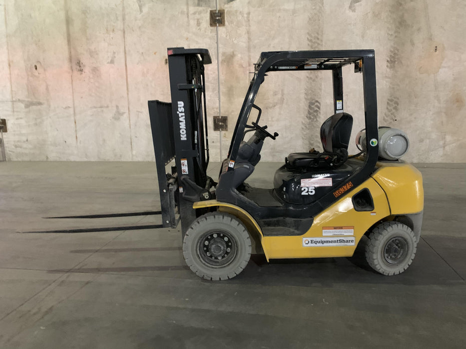 2020 KOMATSU FG25T-16