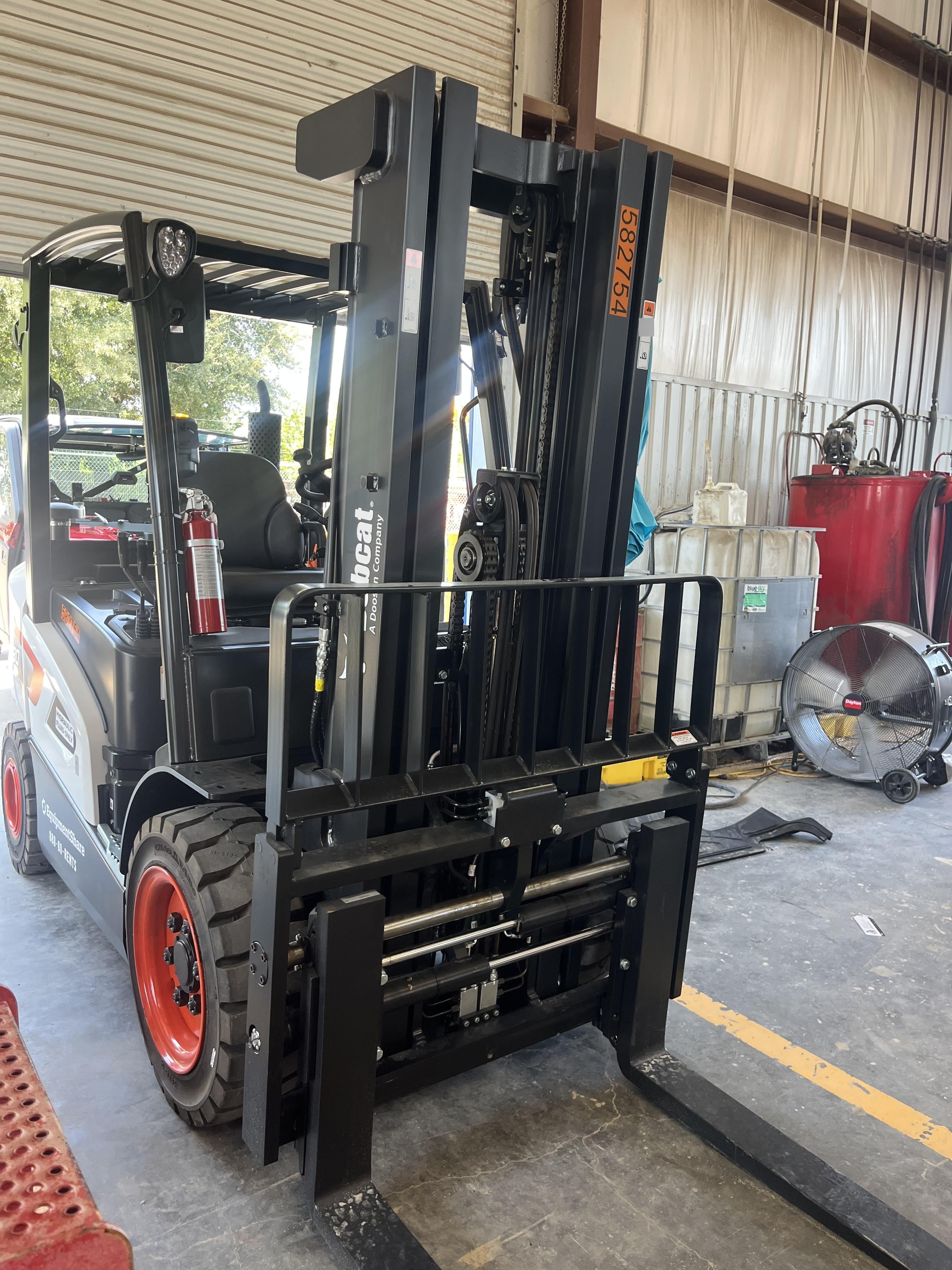 2025 DOOSAN D30S-9