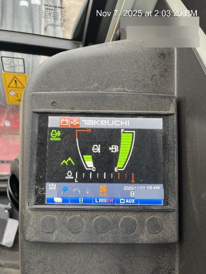 2025 TAKEUCHI TB235-2CR