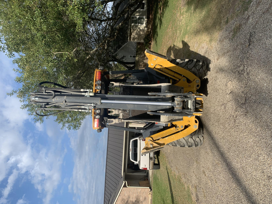 2020 John Deere 310LEP Canopy, 4WD, Standard Stick, Pilot Controls, 2 Way Hydraulics, TAG Manual QC