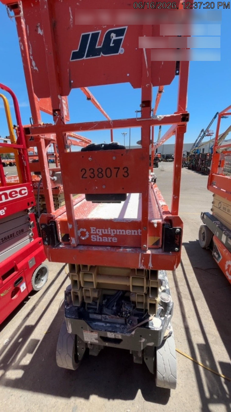 2022 JLG ES2632