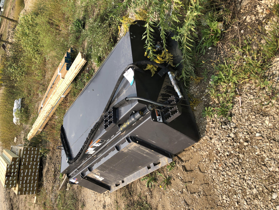 2020 PALADIN Sweepster SB72