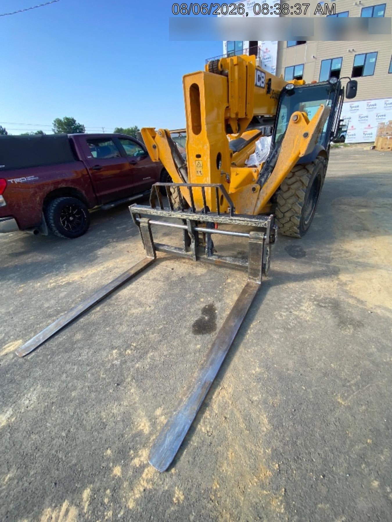 2025 JCB 510-56