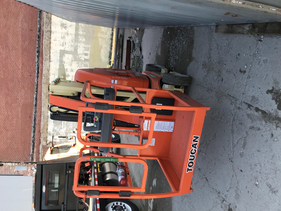 2019 JLG T26E