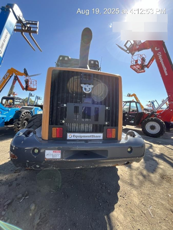 2022 CASE 721G