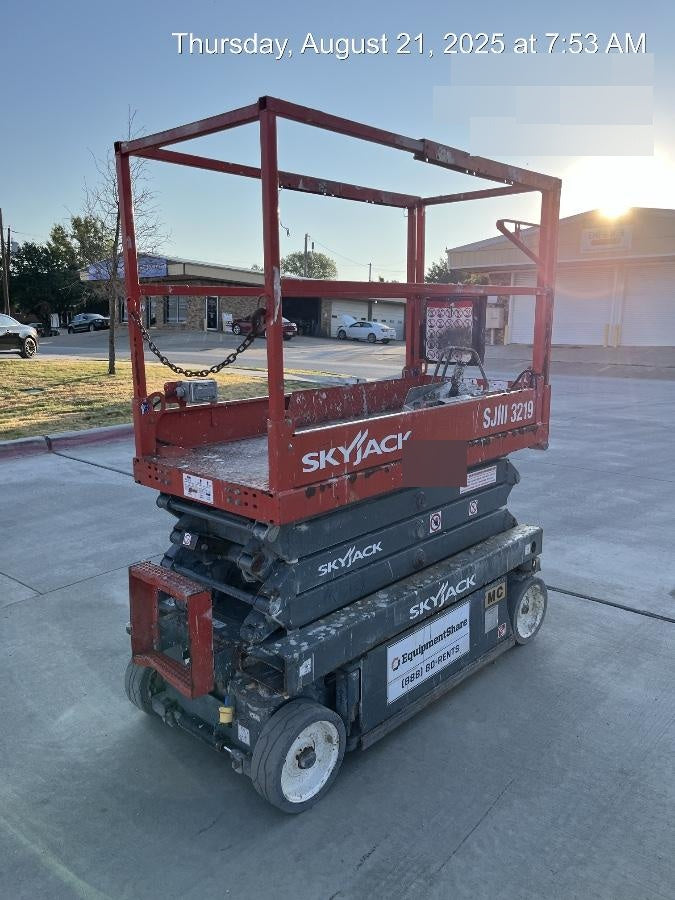 2019 Skyjack SJIII-3219 Standard Options